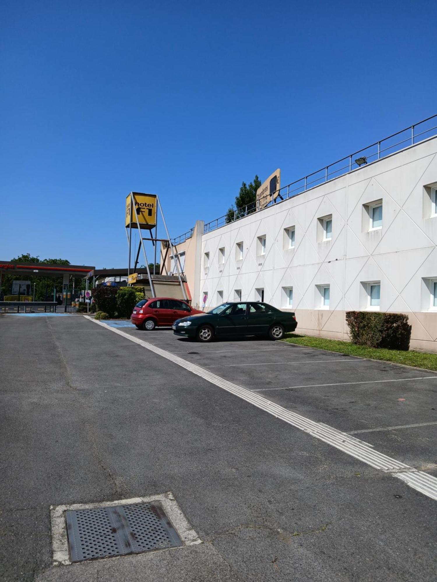 Hotelf1 Valenciennes Douchy Les Mines Haulchin Zewnętrze zdjęcie